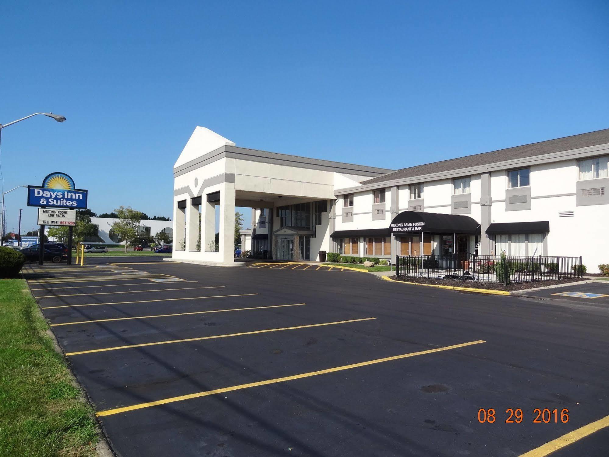Days Inn By Wyndham Columbus East Airport Εξωτερικό φωτογραφία