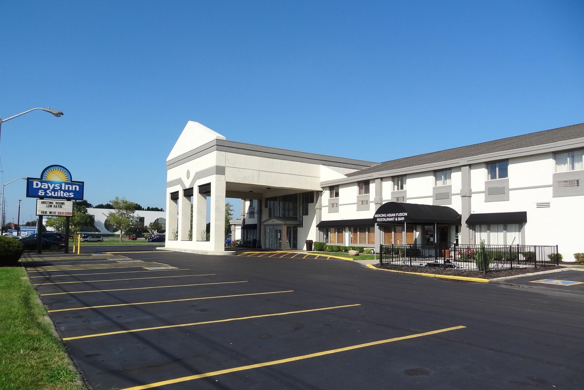 Days Inn By Wyndham Columbus East Airport Εξωτερικό φωτογραφία